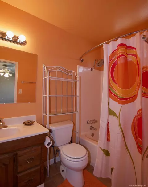 21610 Woodford-tehachapi Rd, Tehachapi, CA 93561 photo 12