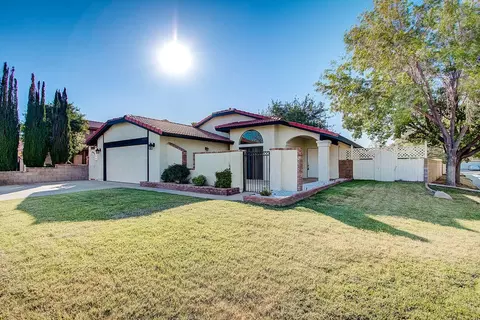 1235 Pasteur Dr, Lancaster, CA 93535 photo 1