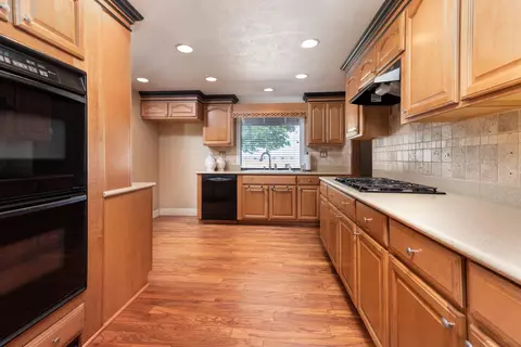 43722 35th St E, Lancaster, CA 93535 photo 5