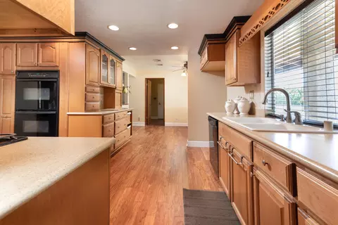 43722 35th St E, Lancaster, CA 93535 photo 4