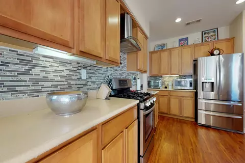 6908 Archail Ct, Palmdale, CA 93552 photo 9