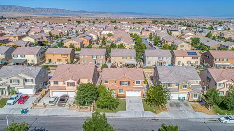43909 Spring St, Lancaster, CA 93536 photo 44