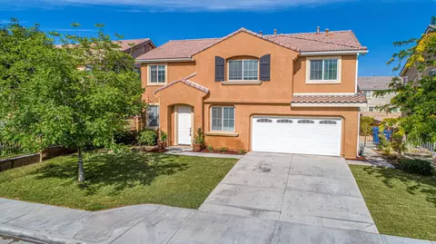 43909 Spring St, Lancaster, CA 93536 photo 2