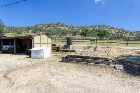 28101 Giruado Rd, Tehachapi, CA 93561 photo 28