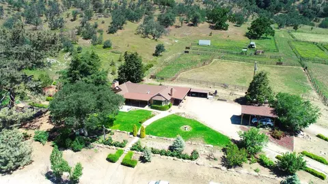 28101 Giruado Rd, Tehachapi, CA 93561 photo 1