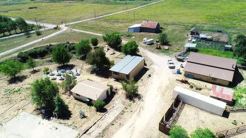 28101 Giruado Rd, Tehachapi, CA 93561 photo 3