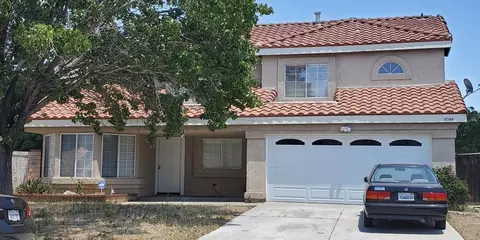 37108 Daisy St, Palmdale, CA 93550 photo 1