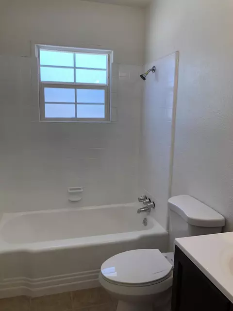 1432 Ivyton St W, Lancaster, CA 93534 photo 17