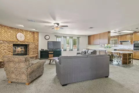 44835 Lorimer Ave, Lancaster, CA 93534 photo 10