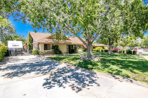 44835 Lorimer Ave, Lancaster, CA 93534 photo 3