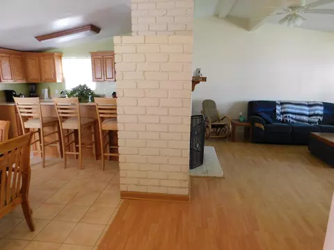 1017 Valiant St, Lancaster, CA 93534 photo 8