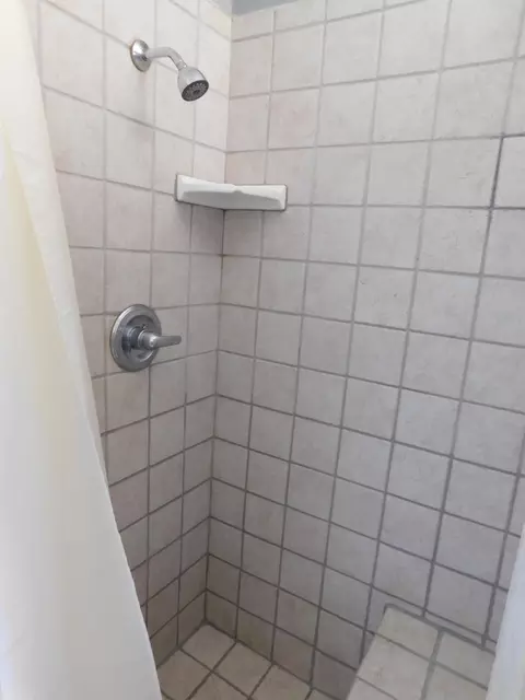 1017 Valiant St, Lancaster, CA 93534 photo 11