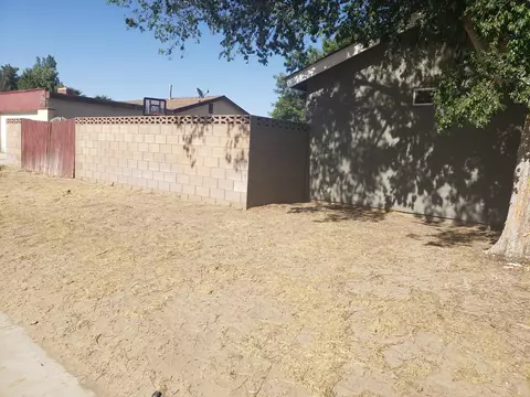 429 Avenue J7 E, Lancaster, CA 93535 photo 2