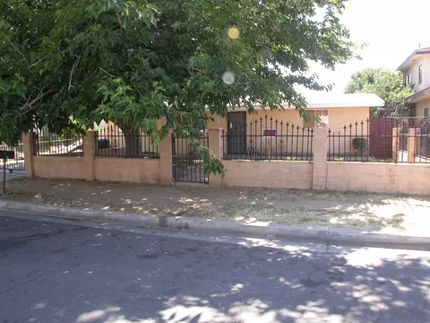 38505 4th E St, Palmdale, CA 93550 photo 3