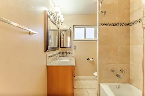 907 Oakwood St, Tehachapi, CA 93561 photo 9