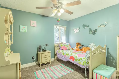 907 Oakwood St, Tehachapi, CA 93561 photo 10