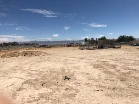 7802 Ave E-14 W, Lancaster, CA 93535 photo 23