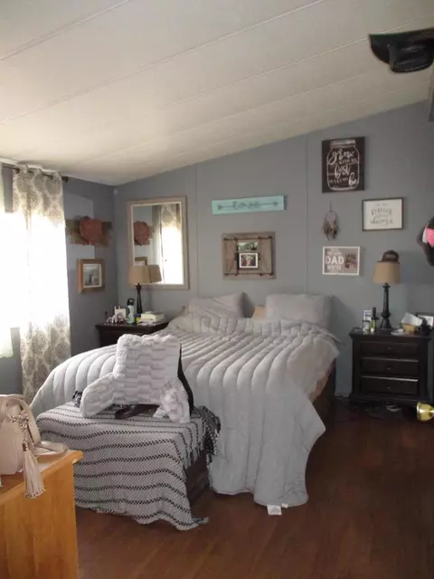 7802 Ave E-14 W, Lancaster, CA 93535 photo 9