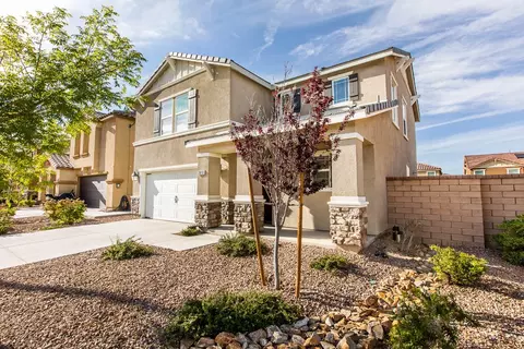 2813 Hemlock Rd, Palmdale, CA 93551 photo 2