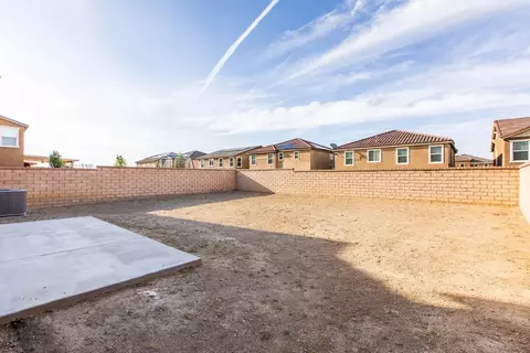 2813 Hemlock Rd, Palmdale, CA 93551 photo 23
