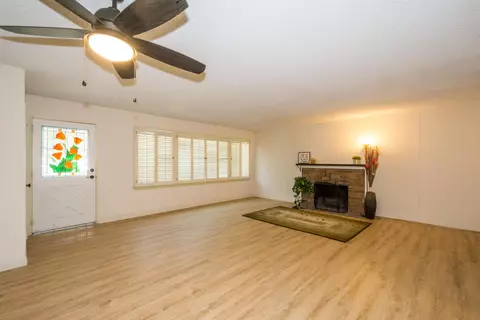44427 Lowtree Ave, Lancaster, CA 93534 photo 4