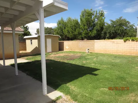 44822 Fenhold St, Lancaster, CA 93535 photo 24