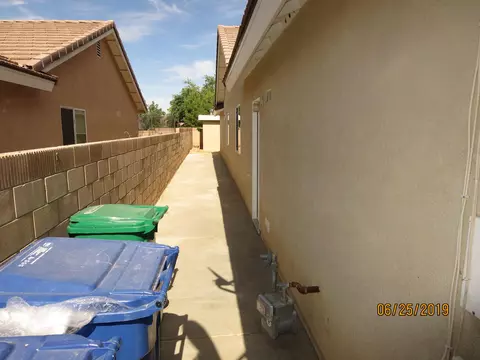44822 Fenhold St, Lancaster, CA 93535 photo 26