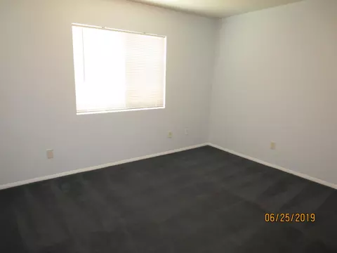 44822 Fenhold St, Lancaster, CA 93535 photo 13
