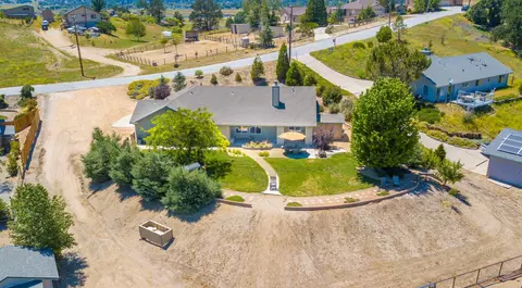 23640 Dart Dr, Tehachapi, CA 93561 photo 5