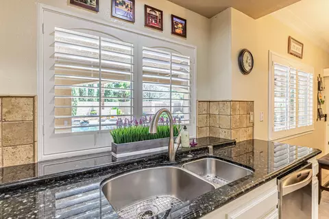 4007 Dee Dee Ct, Lancaster, CA 93536 photo 17