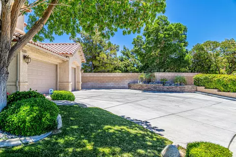 4007 Dee Dee Ct, Lancaster, CA 93536 photo 4