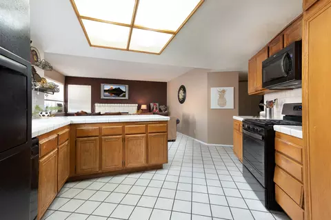 44660 Timothy Ct, Lancaster, CA 93535 photo 6