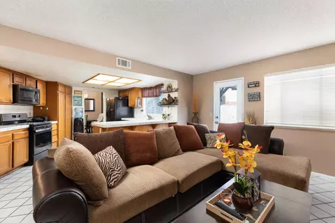 44660 Timothy Ct, Lancaster, CA 93535 photo 7