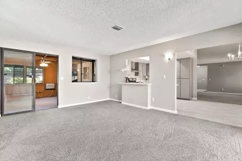 2134 Dallin St, Lancaster, CA 93536 photo 13