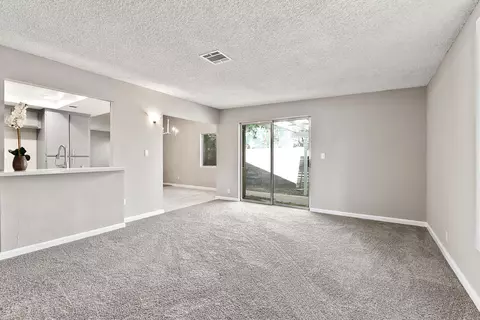 2134 Dallin St, Lancaster, CA 93536 photo 14