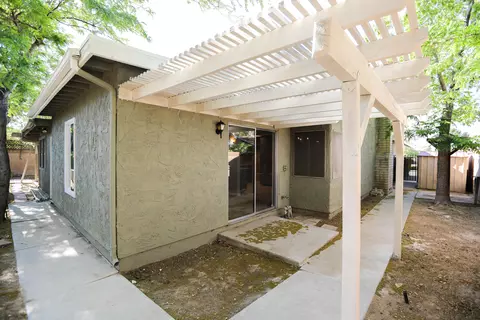 2134 Dallin St, Lancaster, CA 93536 photo 31