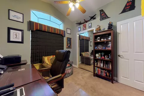 42185 Round Hill Dr, Lancaster, CA 93536 photo 25