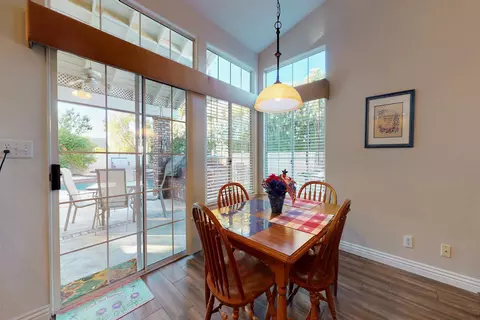 42185 Round Hill Dr, Lancaster, CA 93536 photo 12