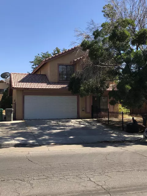 1514 Kettering St E, Lancaster, CA 93535 photo 1