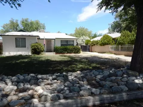 1421 Ivyton St W, Lancaster, CA 93534 photo 1