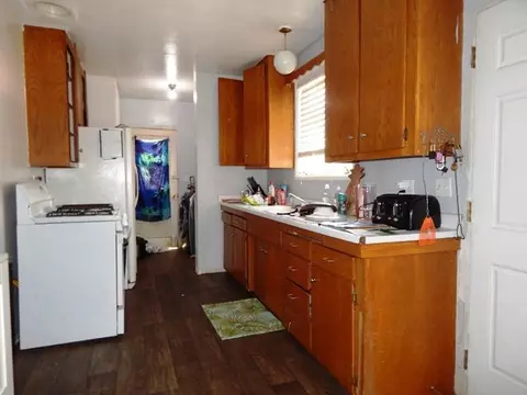 1421 Ivyton St W, Lancaster, CA 93534 photo 5