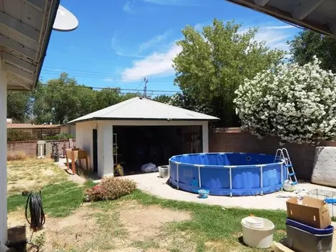 1421 Ivyton St W, Lancaster, CA 93534 photo 12