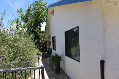 38157 13th St E, Palmdale, CA 93550 photo 8