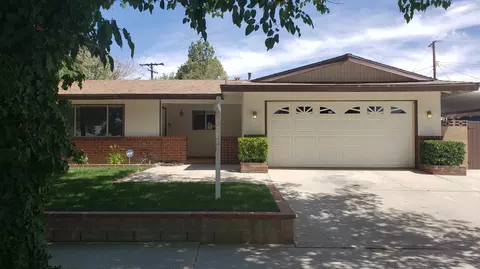 703 Oldfield St E, Lancaster, CA 93535 photo 16