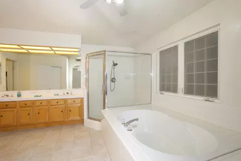 7357 Round Hill Dr, Lancaster, CA 93536 photo 11