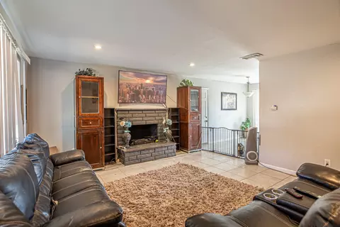 40730 154th Street St E, Lancaster, CA 93535 photo 3