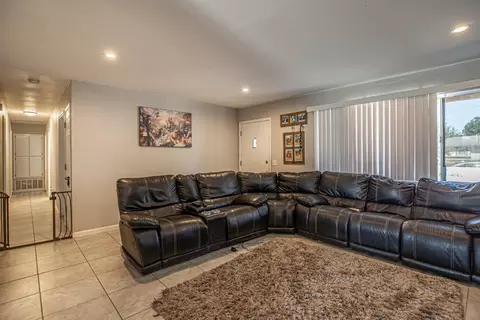 40730 154th Street St E, Lancaster, CA 93535 photo 4