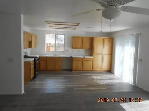 43337 33rd St E, Lancaster, CA 93535 photo 8