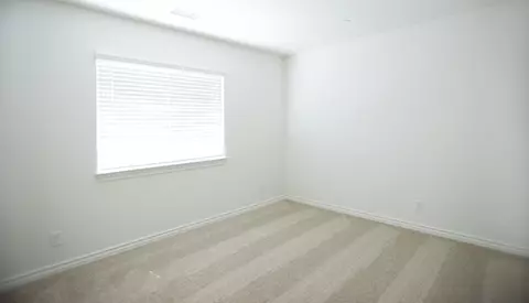 5822 Vahan Ct, Lancaster, CA 93536 photo 11