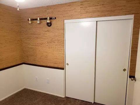 44027 Andale Ave, Lancaster, CA 93535 photo 22